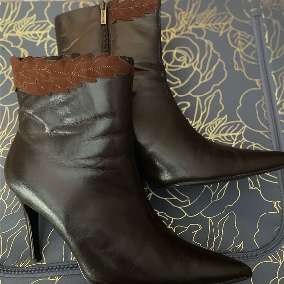 Colin Stuart - Brown man-made 4 inch heel booties. - Picture 2 of 3